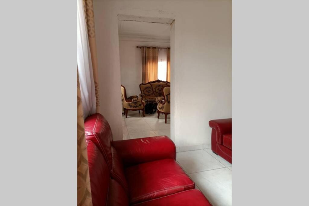 Residence Jeanne A Yaounde Odza Messamengo Exterior foto